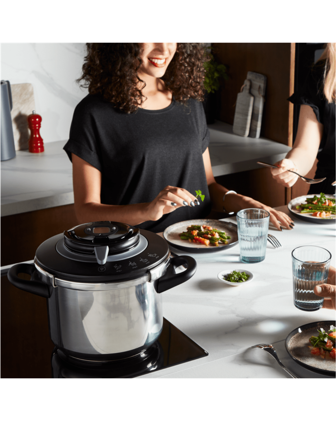 TEFAL CLIPSO+ CHEF  PRESSURE COOKER-8L