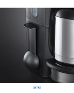 RUSSELL HOBBS RETRO COFFEE MAKER 1000W 1L