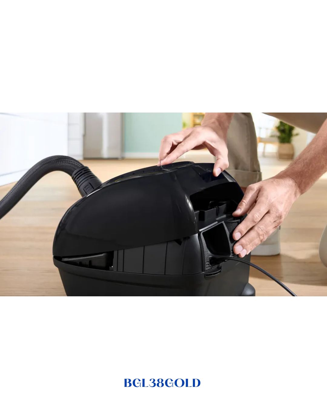 BOSCH SERIES 4 BAGGED VACUUM CLEANER 2200W 4L