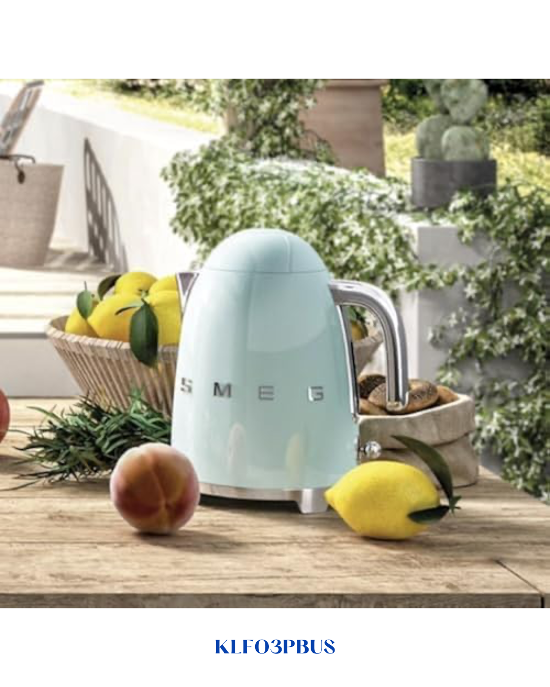 SMEG  STYLE ELECTRIC KETTLE PASTEL PASTEL BLUE 1.7L