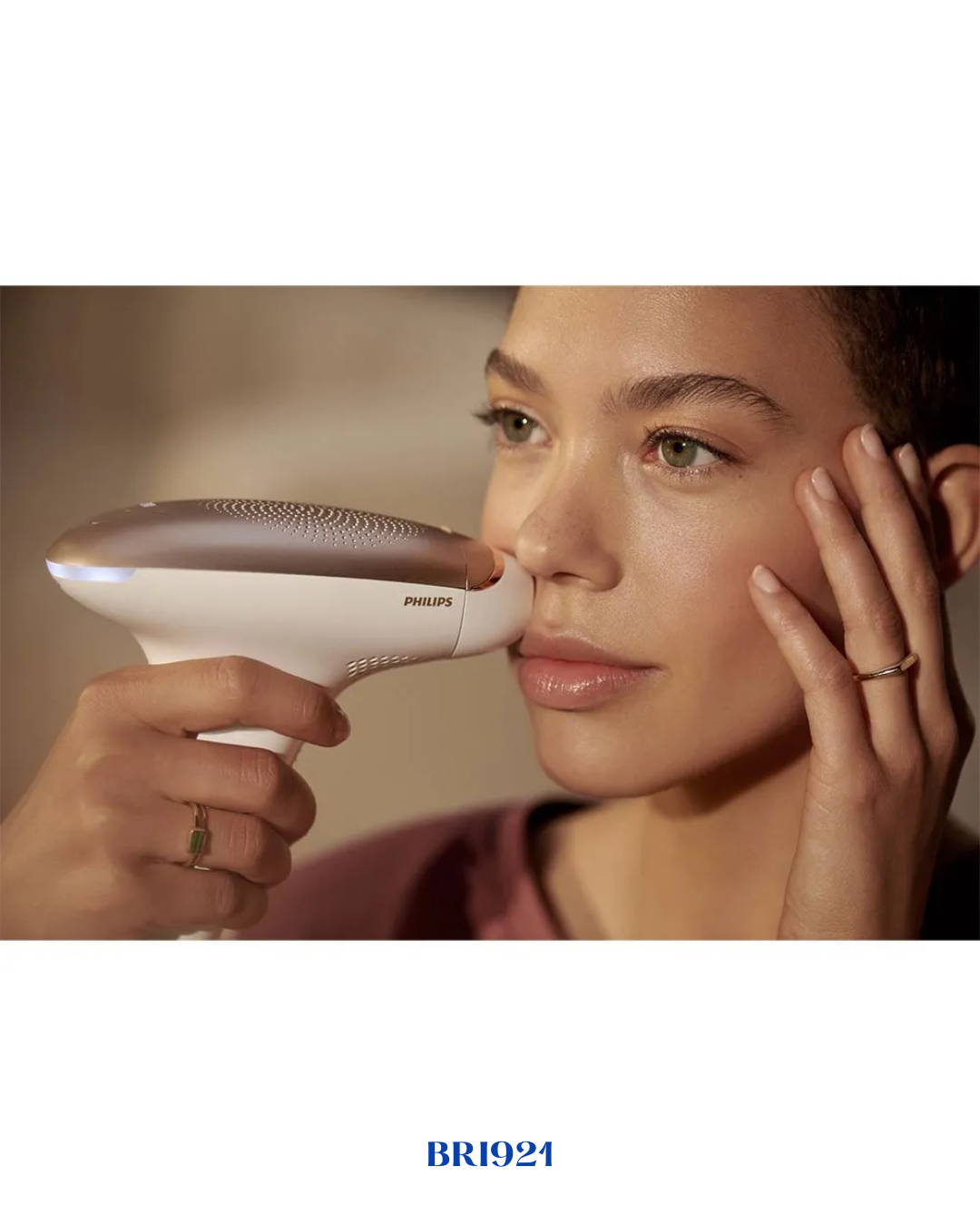 PHILIPS LUMEA 7000 SERIES IPL HAIR REMOVAL DEVICE